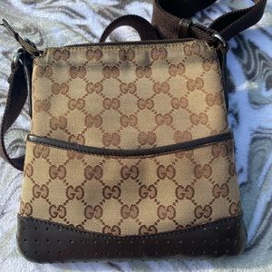 Gucci Shoulder Bag GG Light Brown Canvas